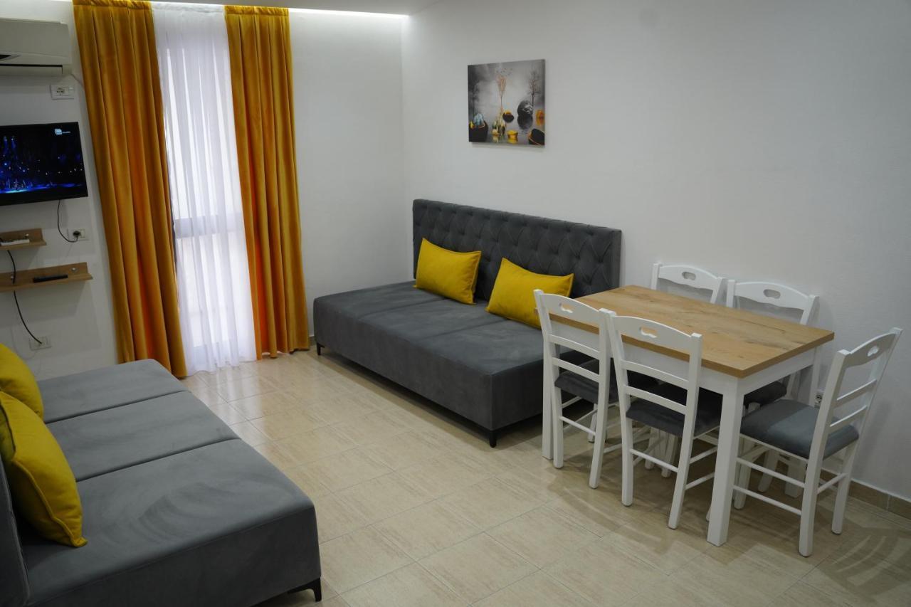 Apartments Costa Azzurra Velipojë Екстериор снимка