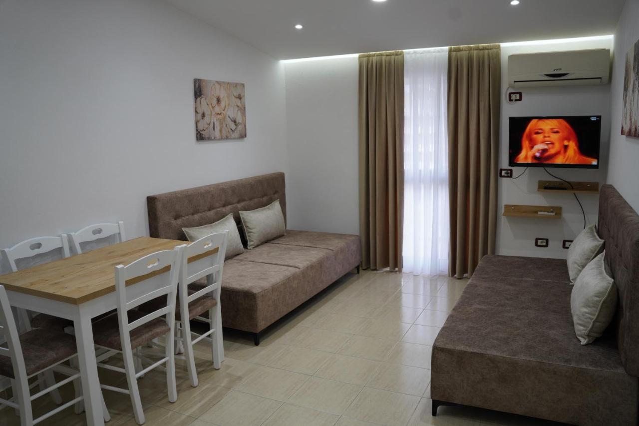 Apartments Costa Azzurra Velipojë Екстериор снимка