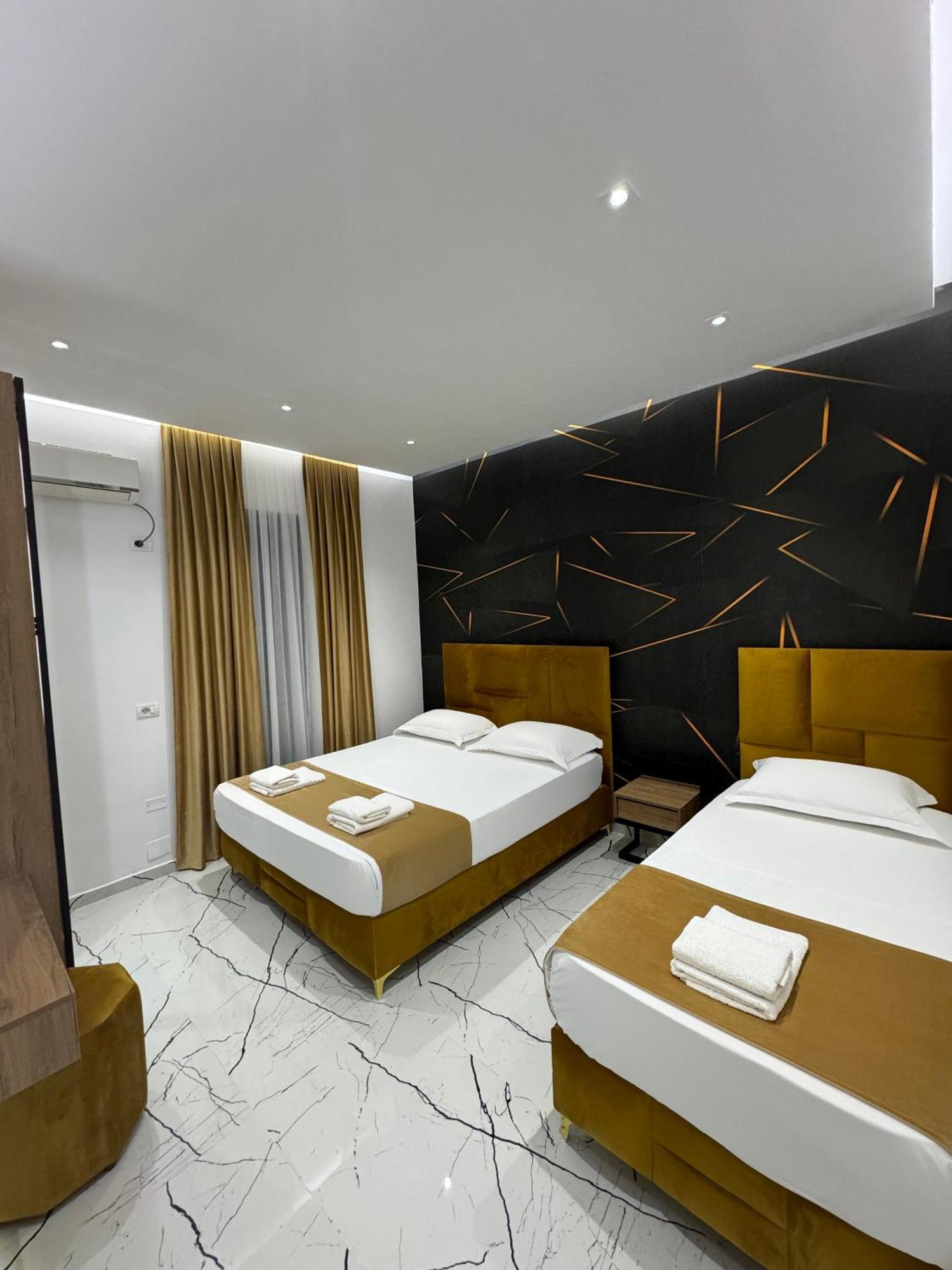 Apartments Costa Azzurra Velipojë Екстериор снимка