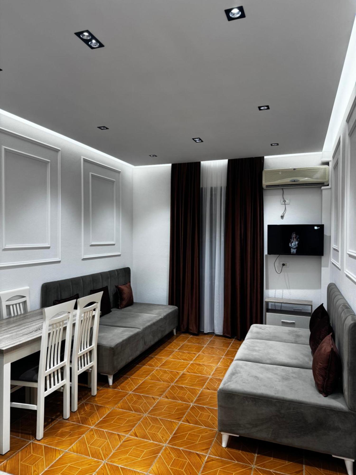 Apartments Costa Azzurra Velipojë Екстериор снимка