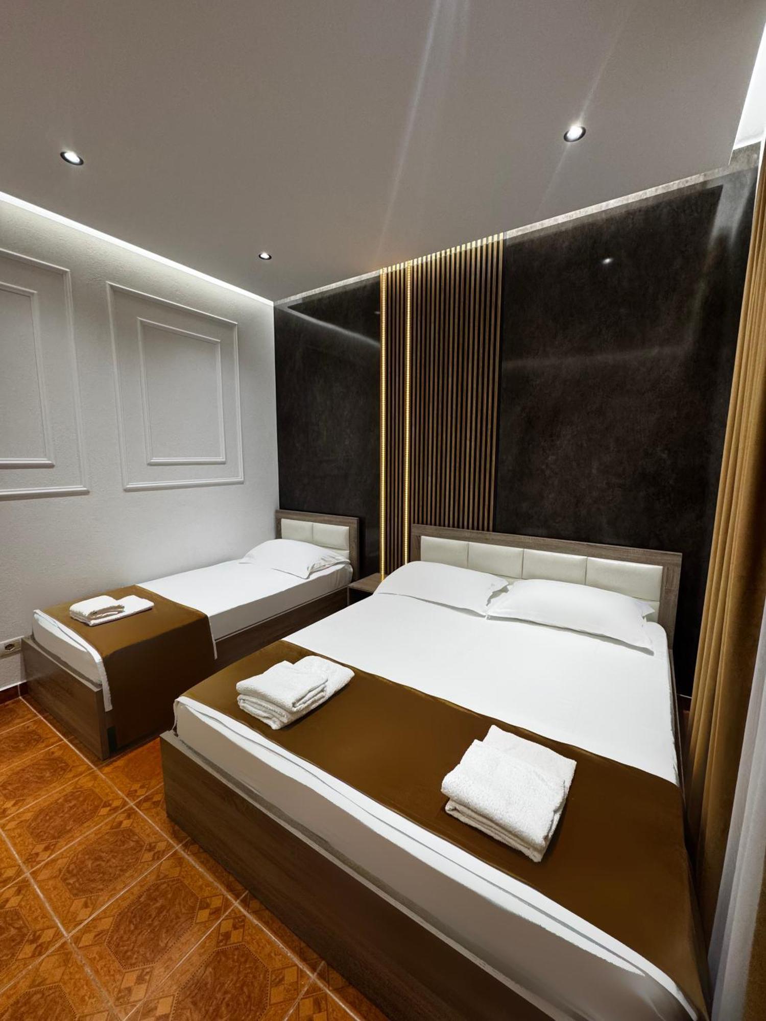 Apartments Costa Azzurra Velipojë Екстериор снимка