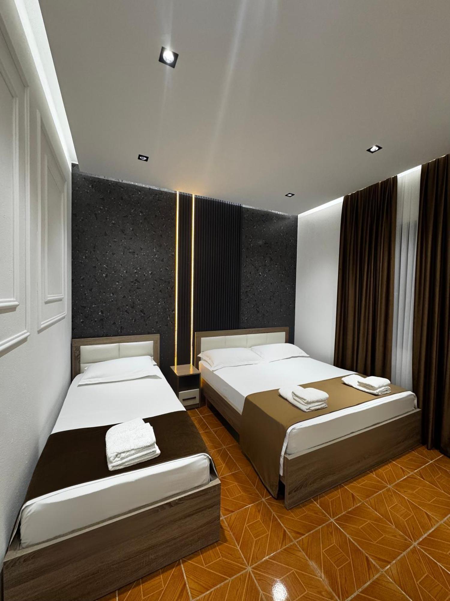 Apartments Costa Azzurra Velipojë Екстериор снимка