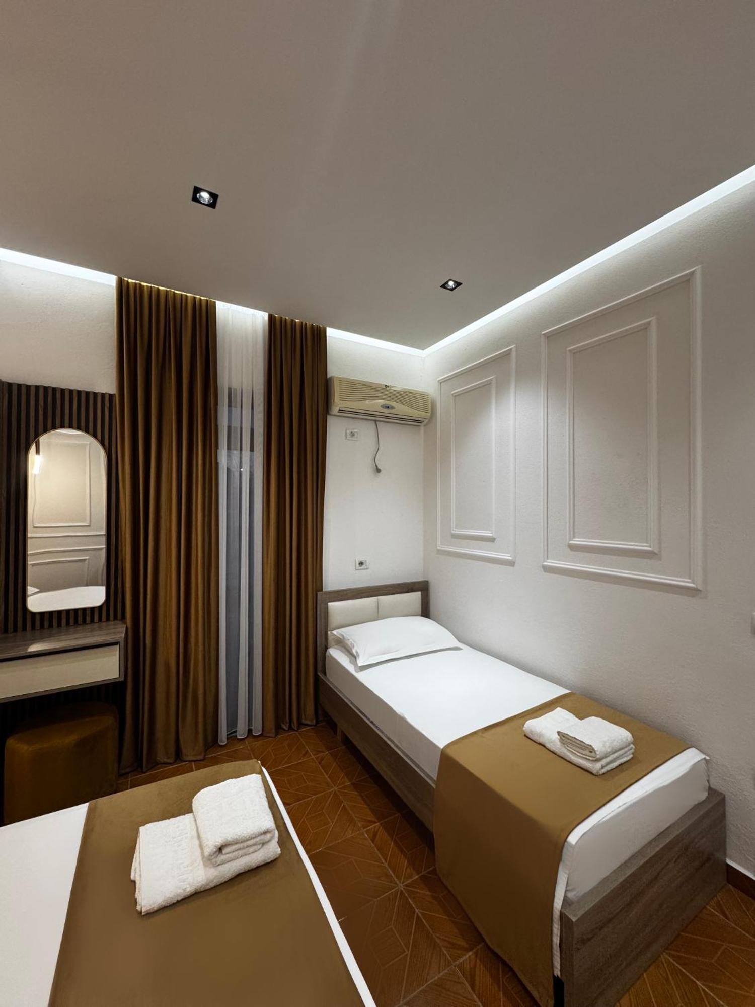 Apartments Costa Azzurra Velipojë Екстериор снимка
