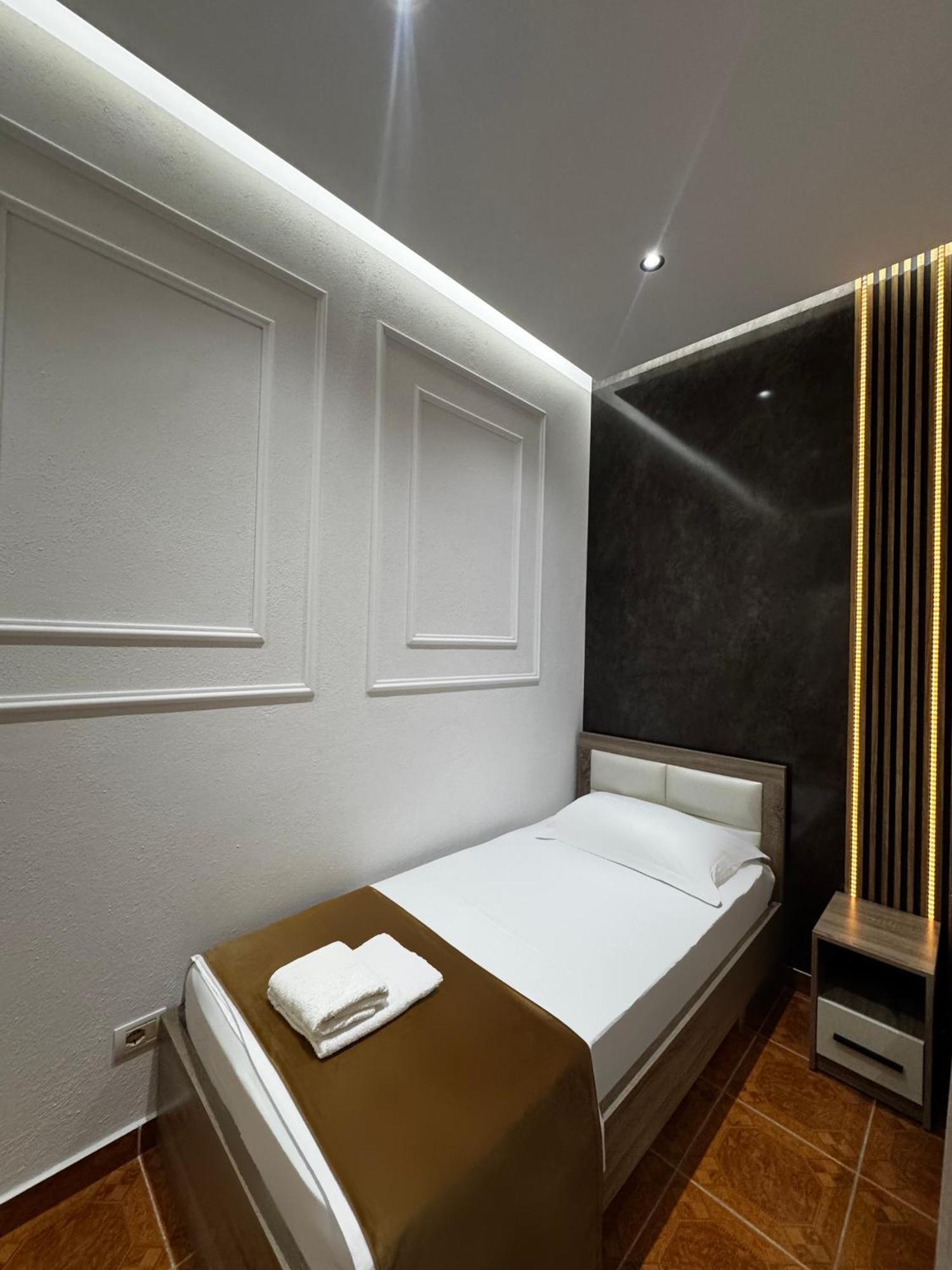 Apartments Costa Azzurra Velipojë Екстериор снимка
