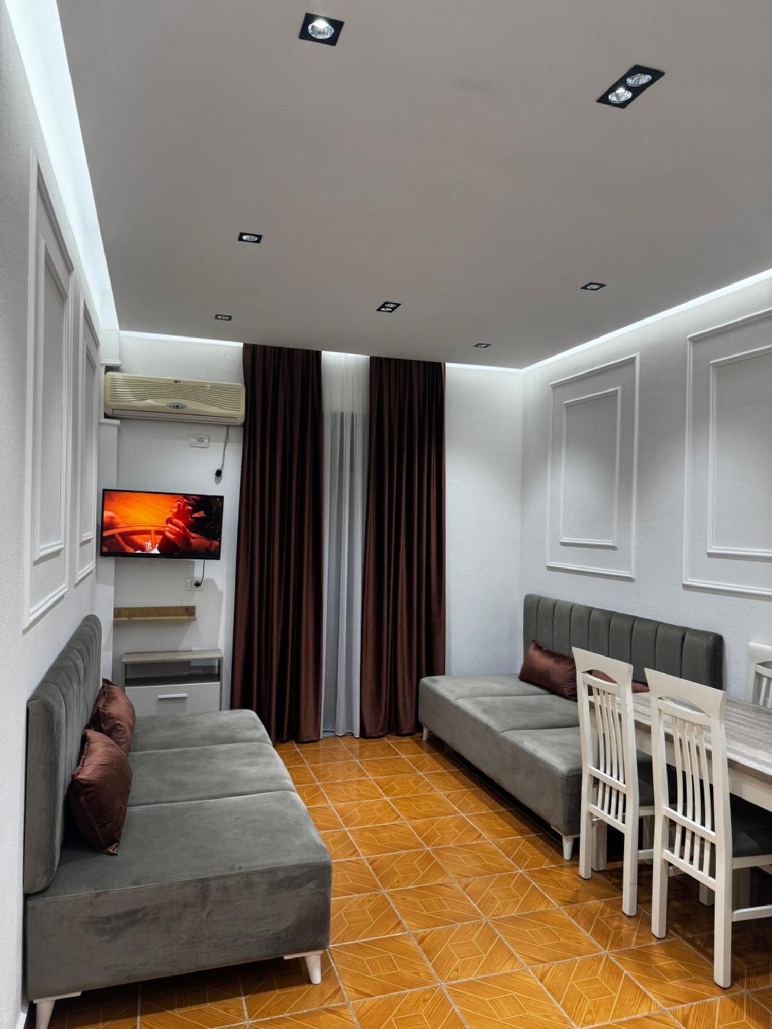 Apartments Costa Azzurra Velipojë Екстериор снимка