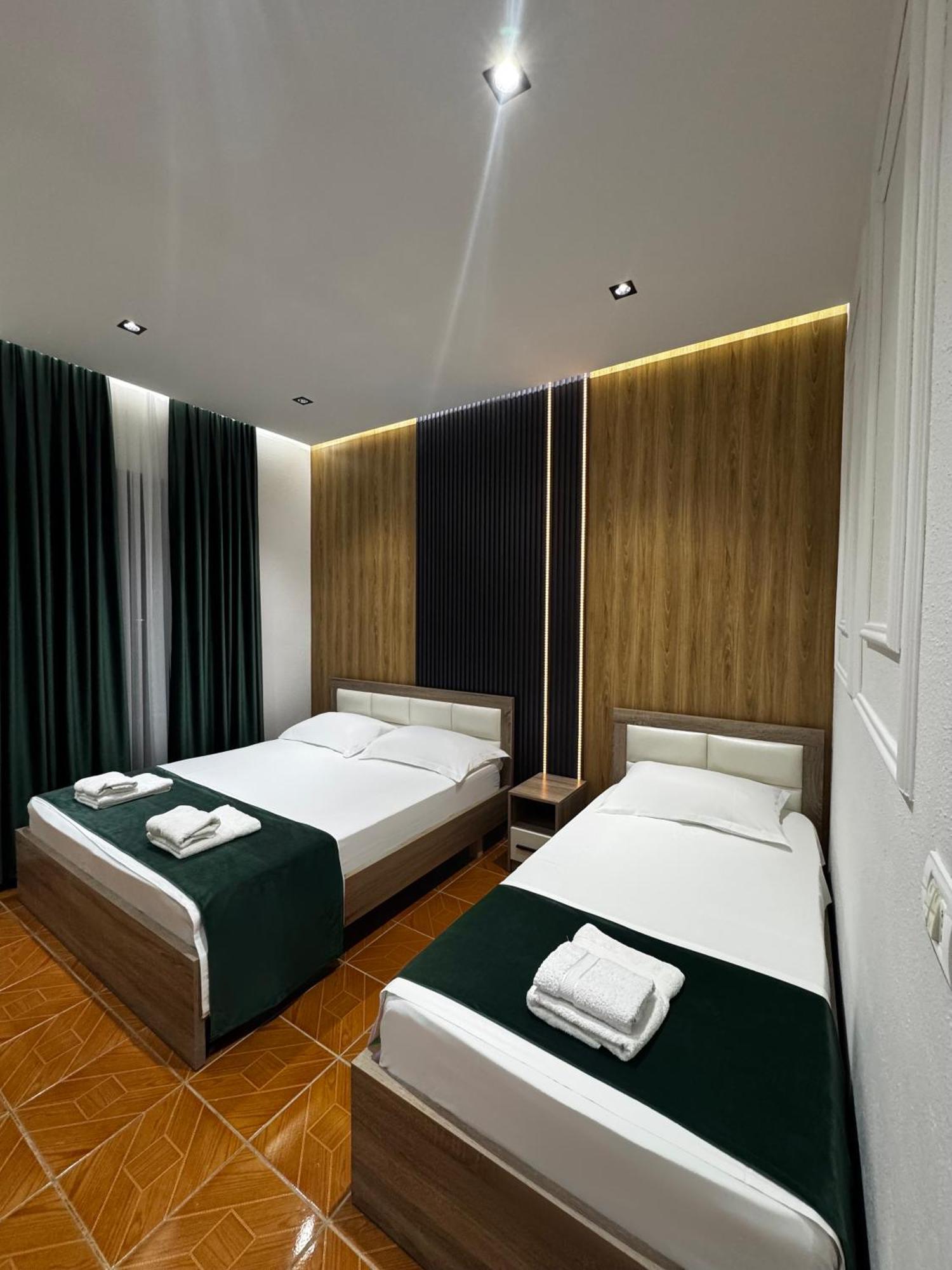 Apartments Costa Azzurra Velipojë Екстериор снимка